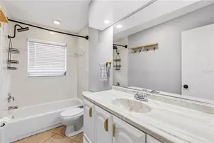 530 St Andrews Dr, Sarasota, FL 34243 - Photo 27