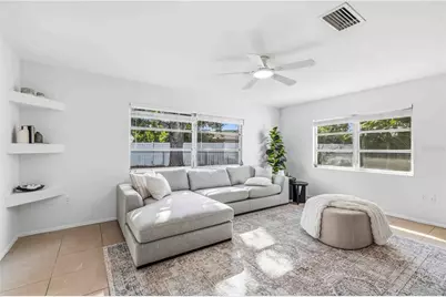 530 Saint Andrews Drive, Sarasota, FL 34243 - Photo 11