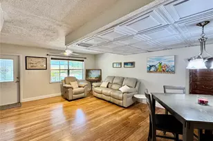 3255 Ramblewood Pl, Sarasota, FL 34237 - Photo 3