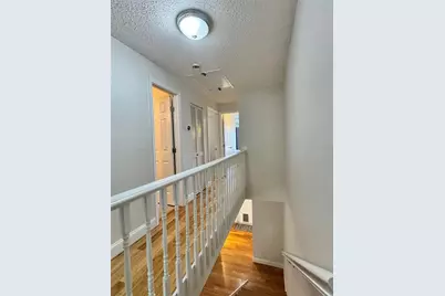 3255 Ramblewood Place, Sarasota, FL 34237 - Photo 9