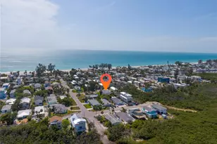 2905 Avenue C, Holmes Beach, FL 34217 - Photo 3