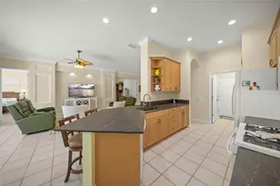 6923 Lennox Pl, University Park, FL 34201 - Photo 17