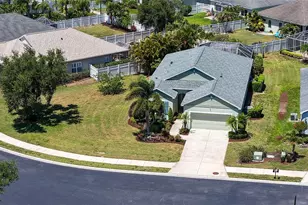 5303 Tide Point Way, Bradenton, FL 34208 - Photo 3