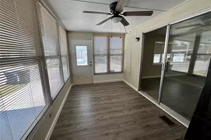 5619 Bayshore Rd, Palmetto, FL 34221 - Photo 13