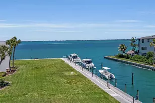 448 Gulf of Mexico Dr, Longboat Key, FL 34228 - Photo 9