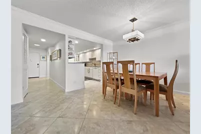 4325 Gulf Of Mexico Drive #305, Longboat Key, FL 34228 - Photo 9
