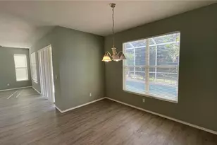 210 41st St NE, Bradenton, FL 34208 - Photo 9