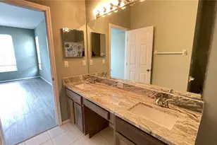 210 41st St NE, Bradenton, FL 34208 - Photo 15