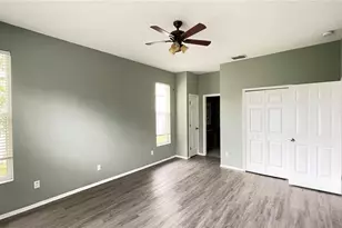 210 41st St NE, Bradenton, FL 34208 - Photo 11