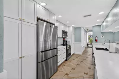 1080 W Peppertree Lane #305A, Sarasota, FL 34242 - Photo 51