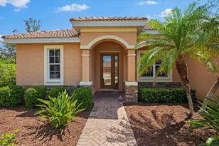 19640 Cobblestone Cir, Venice, FL 34292 - Photo 1