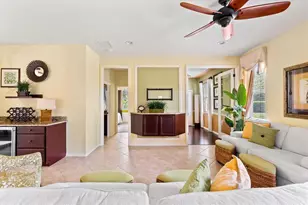 19640 Cobblestone Cir, Venice, FL 34292 - Photo 9