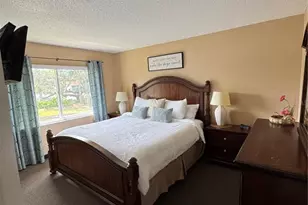 4457 W 45th Ave, Bradenton, FL 34210 - Photo 13