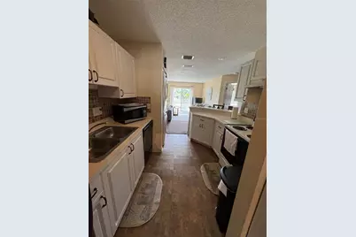 4457 W 45th Avenue #211, Bradenton, FL 34210 - Photo 9