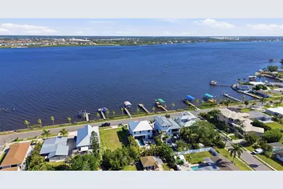 1912 Riverside Drive E, Bradenton, FL 34208 - Photo 47