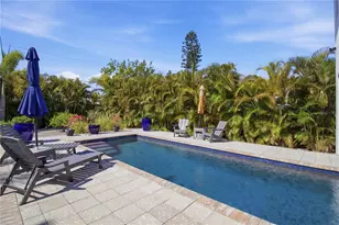 1912 Riverside Dr E, Bradenton, FL 34208 - Photo 37