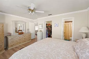 6388 21st Ave N, Saint Petersburg, FL 33710 - Photo 17