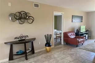 3621 Lake Bayshore Dr, Bradenton, FL 34205 - Photo 21