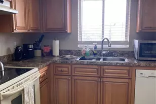 3621 Lake Bayshore Dr, Bradenton, FL 34205 - Photo 13