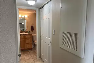 3621 Lake Bayshore Dr, Bradenton, FL 34205 - Photo 15