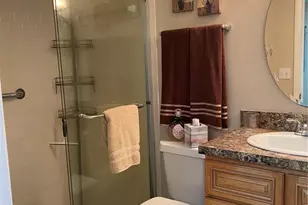 3621 Lake Bayshore Dr, Bradenton, FL 34205 - Photo 25