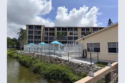 3621 Lake Bayshore Drive #J-403, Bradenton, FL 34205 - Photo 37