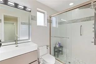 5623 80th St N, Saint Petersburg, FL 33709 - Photo 13