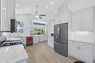 7316 St Georges Way, University Park, FL 34201 - Photo 11