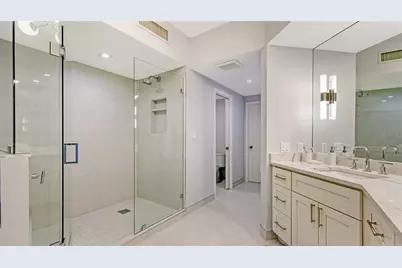3060 Grand Bay Boulevard #172, Longboat Key, FL 34228 - Photo 33