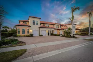 23085 Banbury Way, Venice, FL 34293 - Photo 3