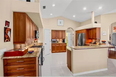 4813 Benchmark Court, Sarasota, FL 34238 - Photo 13