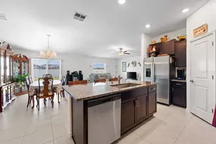 13383 Great Plns Dr, Riverview, FL 33579 - Photo 5