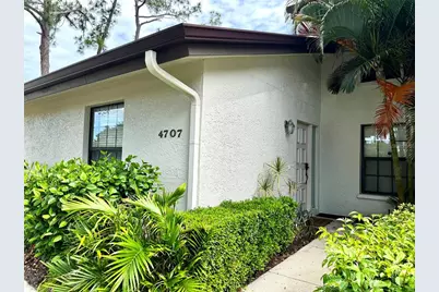 4707 Winslow Beacon #2, Sarasota, FL 34235 - Photo 3