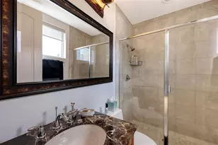 235 Cocoanut Ave, Sarasota, FL 34236 - Photo 31