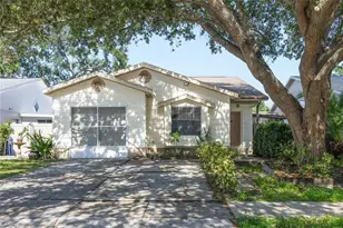 13427 Laraway Dr, Riverview, FL 33579 - Photo 3