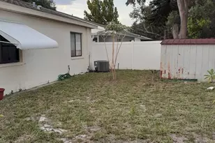 13427 Laraway Dr, Riverview, FL 33579 - Photo 5