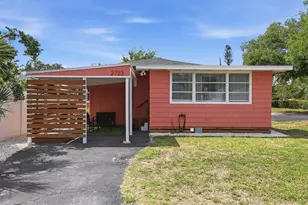 301 28th St W, Bradenton, FL 34205 - Photo 5