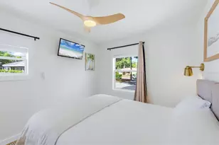 301 28th St W, Bradenton, FL 34205 - Photo 51