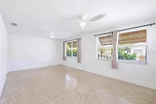 301 28th St W, Bradenton, FL 34205 - Photo 21