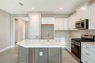 2316 Blue Mahoe Ln, Sarasota, FL 34240 - Photo 13