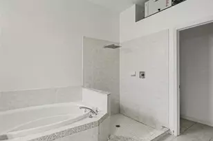 1361 New Forest Ln, Osprey, FL 34229 - Photo 19