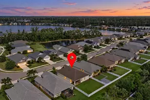 7526 Ridgelake Cir, Bradenton, FL 34203 - Photo 1
