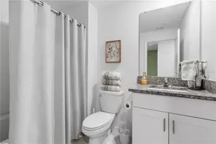2549 Sunray Venus Wy, Ruskin, FL 33570 - Photo 21