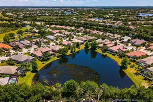 15308 Helmsdale Pl, Lakewood Ranch, FL 34202 - Photo 63