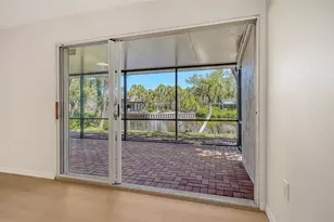 239 Hour Glass Way, Sarasota, FL 34242 - Photo 7