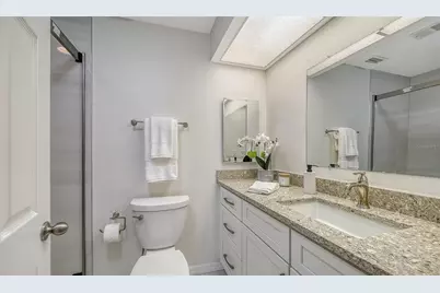 239 Hourglass Way #V7, Sarasota, FL 34242 - Photo 35