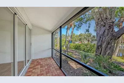 239 Hourglass Way #V7, Sarasota, FL 34242 - Photo 37