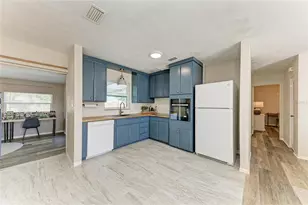 120 60th St W, Bradenton, FL 34209 - Photo 5