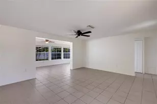 1717 Joyce St, Sarasota, FL 34231 - Photo 7