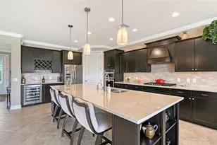 11208 Whimbrel Ln, Sarasota, FL 34238 - Photo 9